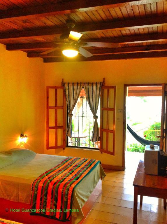 Hotel And Restaurant Guancascos กราเซียส ภายนอก รูปภาพ